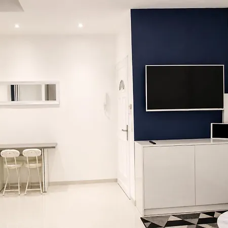 Design Aux Portes De Monaco 아파트 *